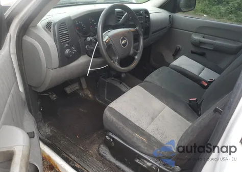 2009 Chevrolet Silverado K1500 из США, поврежденный, VIN 1GCEK14C19Z201795